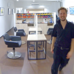 micha-im-salon