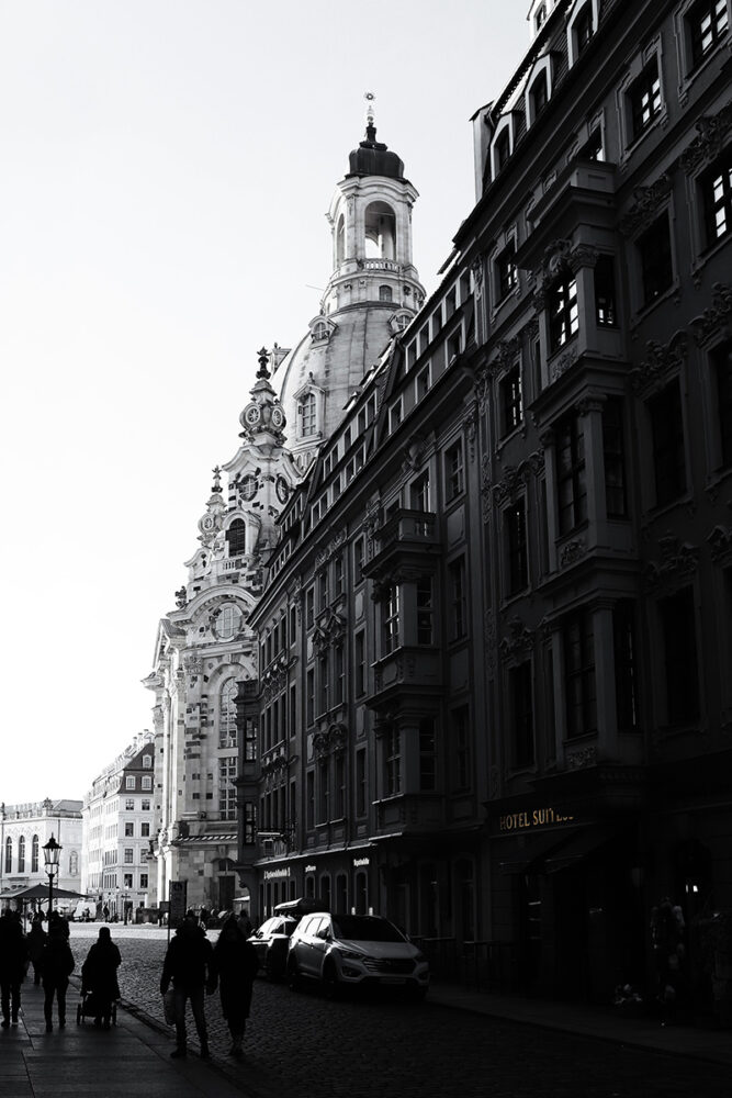 Frauenkirche - Ansicht Rampische Streße - Foto Eric Reppe Der Haarflüsterer - Sachverständiger